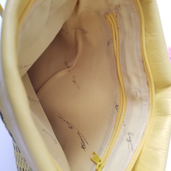 Etienne Aigner Leather Crossbody/Shoulder Purse - Picture 8 of 11